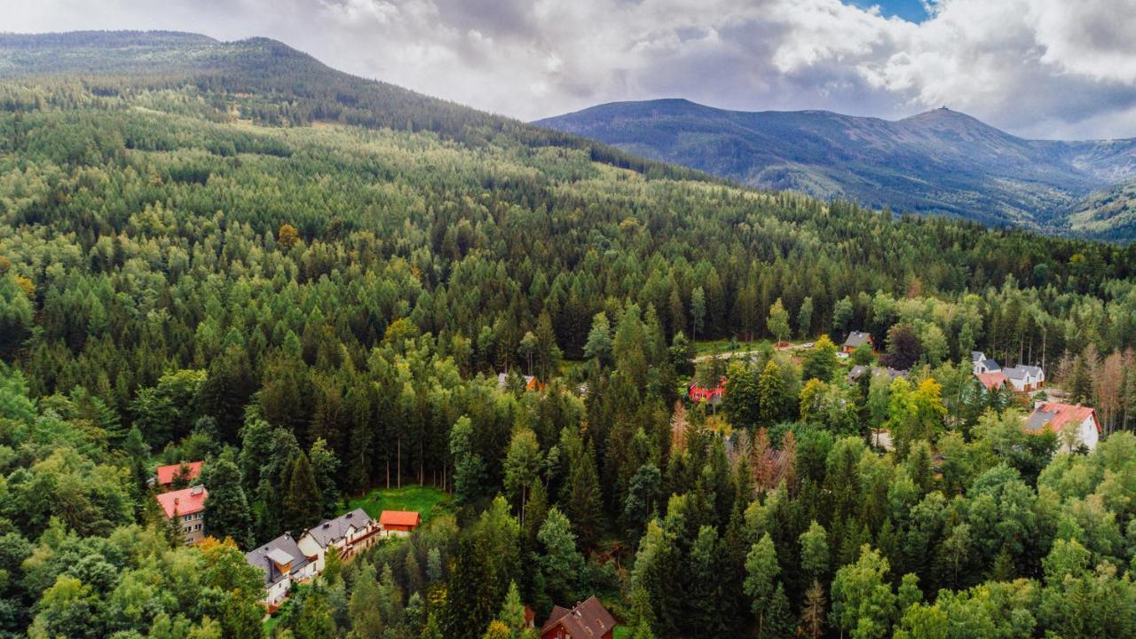 Willa Izbica Karpacz Exteriör bild