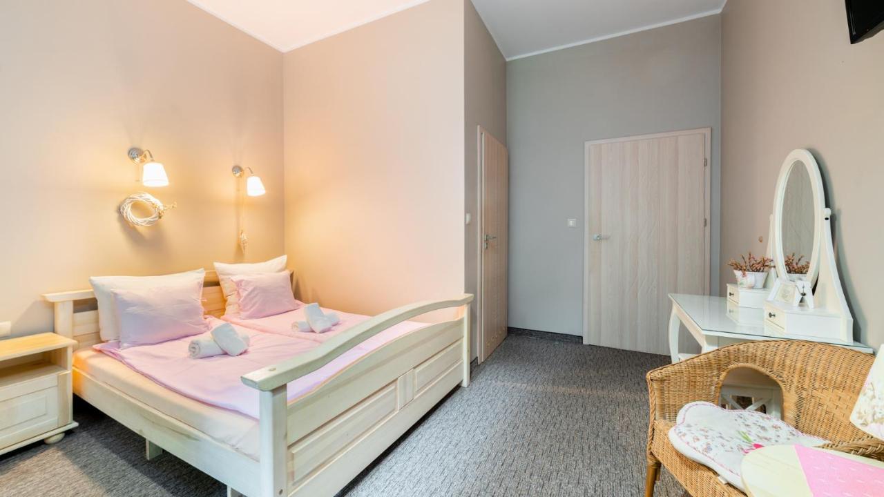 Willa Izbica Karpacz Exteriör bild